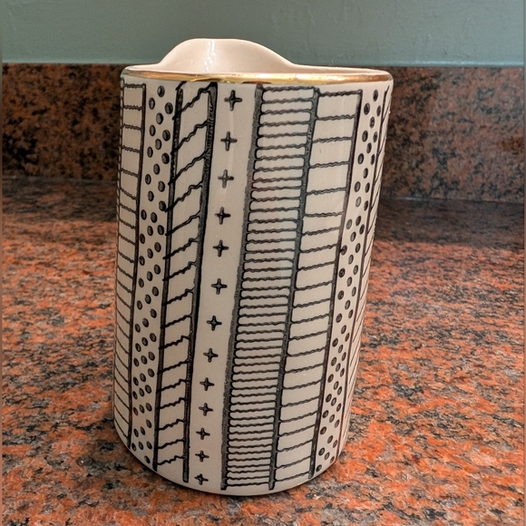 Patterned Creamer - Picture 4 of 5